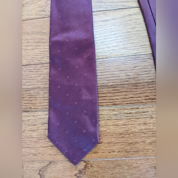 Buckingham Silky Maroon Red Solid Color Tie - Picture 2 of 5